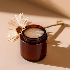 11 Hoa Kinh amber jar lid seal closeup, airtight and leak-proof design