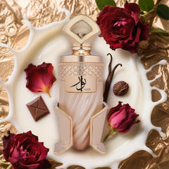 A CENTER Noor magnetic gold spoon cap shows premium design with spill-free travel.