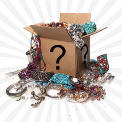 AIWITHPM hair accessories box shows 10 versatile pieces for daily styling.