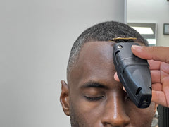 Andis GTX-EXO cordless use demonstrates unrestricted trimming mobility.