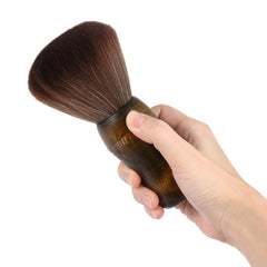 Anself professional barber brush uses natural fibers for lint-free, efficient cleaning