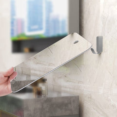 APHUIME fogless shaving mirror ready for quick grooming under steamy bathroom conditions