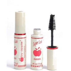 APPLE MASCARA lash-extension shows lengthening formula for defined lashes.
