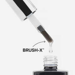 APRÉS Base Gelcoat X application being applied for a smooth foundation and easy soak-off