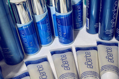 Aquage Freezing Spray shine closeup highlights a glossy, reflective finish.