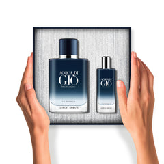 Armani Beauty Acqua di Gio Profondo spray bottle in use for fresh moments