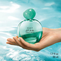 Armani Beauty Acqua Di Gioia Intense cedarwood base-note adds warmth and longevity.