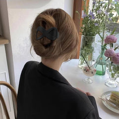 Atoden flat hair clips side profile highlights slim design for comfortable wear.