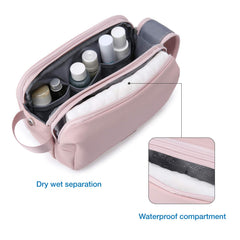 BAGSMART main compartment with straps keeps bottles upright