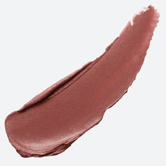 bareMinerals Mineralist transfer-resistance close-up demonstrates color stays put during daily activities