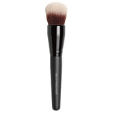 BareMinerals Smoothing Face Brush close-up highlighting dual-fiber bristles for soft diffusion.