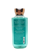 Bath and Body Works At The Beach gel lather in action provides tropical fragrance