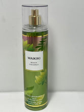 Bath & Body Works Waikiki Beach Coconut bottle pump delivers even fragrance coverage.
