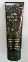 Bath & Body Works Into the Night texture close-up highlight rich, hydrating formula.