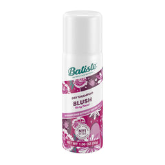 Batiste Floral & Fruity Blush spray application—easy to apply for quick hair refresh.