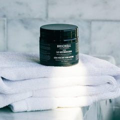Brickell Men's Retinol Face Moisturizer ingredients panel emphasizes retinol and hyaluronic acid benefits