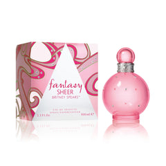 Muguet and waterlilies heart of Britney Spears Fantasy Sheer evokes airy florals