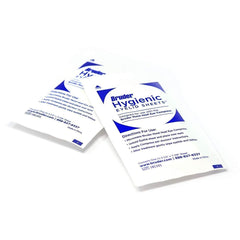 Bruder Hygienic Eyelid Sheets close-up shows clean surface for oil and debris removal from lashes.
