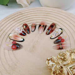 BSBTBZ almond-shaped press-on nails offer natural fit and versatile styling.