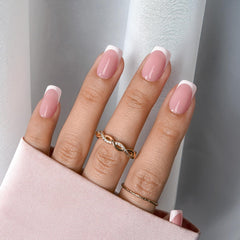 BTArtboxnails XCOATTIPS short square tips for comfortable extensions.