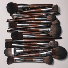 Bueart Design 38pc blush brush for natural flush and even color