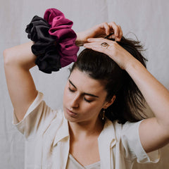 CEELGON green silk scrunchies protect long hair during high-pony or bun styles.