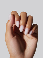 Celebritips Salon U-ltimate nails close-up highlighting U-edges for lift-free, flawless fit.