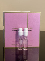 CHANEL Chance Eau Tendre sampler pack shows two mini vials for trial.