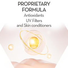 Cicatricure Advanced Face Cream SPF 30 being applied on clean skin for daily nourishment