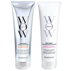 COLOR WOW Dream Clean Duo bottle pour shows easy rinse and color protection.