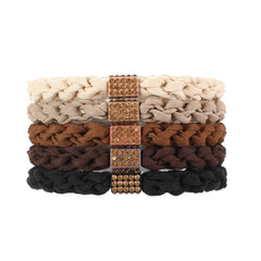 CUZZME five-color palette shows versatile neutrals for matching outfits.