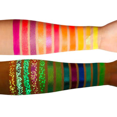 DE'LANCI Aurora Glow Palette matte and glitter shades offering versatile finishes to blend easily