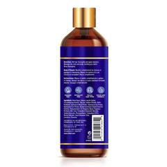 Difeel Pro-Growth Biotin Shampoo con espuma suave, deja el cabello suave y manejable.