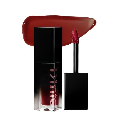 Dinto Blur-Glowy Lip Tint bottle shows lightweight hydration and glassy shine.