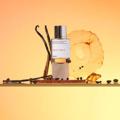 Dossier Ambery Vanilla heart notes close-up shows Jasmine and Orange Blossom for a feminine touch.