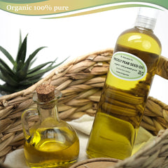 Dr Adorable prickly pear seed oil pour captures lightweight, quick absorption.