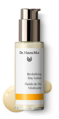 Application scene demonstrates a fast-absorbing lotion creating a smooth, makeup-ready base.