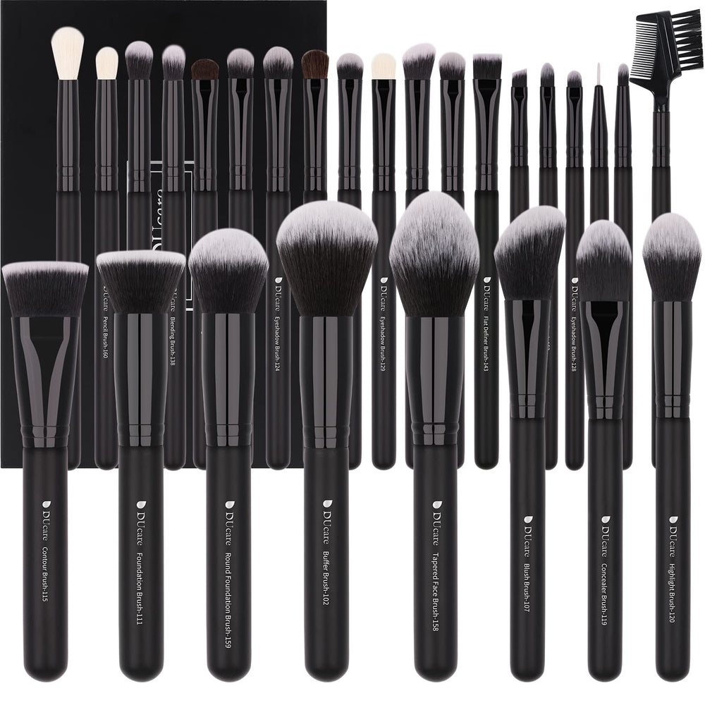 DUcare professional makeup brush set packaging presents premium gift-ready presentation.