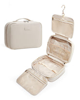 EACHY Toiletry Bag waterproof material keeps belongings dry during travel.