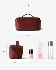 EACHY travel makeup bag waterproof PU leather stays clean in wet environments.