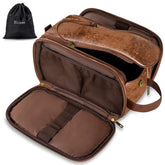 Elviros travel bag outside compartments show wet-dry separation for spill protection.
