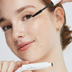 Ere Perez Avocado Waterproof Mascara lashes length highlighting extended lash length