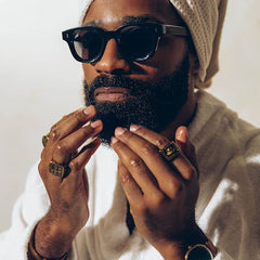 Evan Alexander Fine Grooming MY Serum Beard Oil on beard hands demonstrates smoothing shine