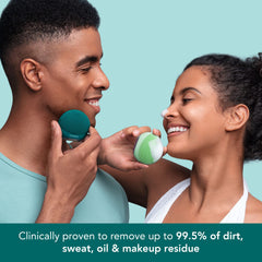 FOREO Luna 4 go firming back ridges provide a refreshing massage.