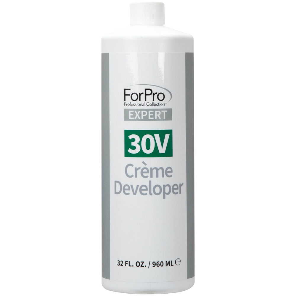 ForPro Expert 30V Creme Developer bottle pour highlights easy mixing and application.
