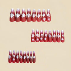GCSQW silver glitter nails add subtle sparkle to holiday outfits