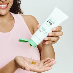 good.clean.goop daily juice cleanser gel-to-foam texture demonstrates gentle cleansing.