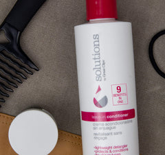 GREAT CLIPS Nourishing Leave-In Conditioner spray mist shows quick daily hydration and frizz control.