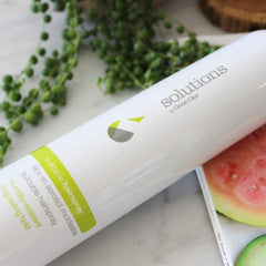 Great Clips Solutions Buildable Hairspray hair with natural shine and gloss