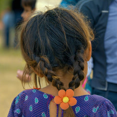 GTTUKK soft-seamless-elastic-hand-feel demonstrates comfortable snag-free wear for delicate hair
